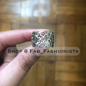 TOUS Flower ring